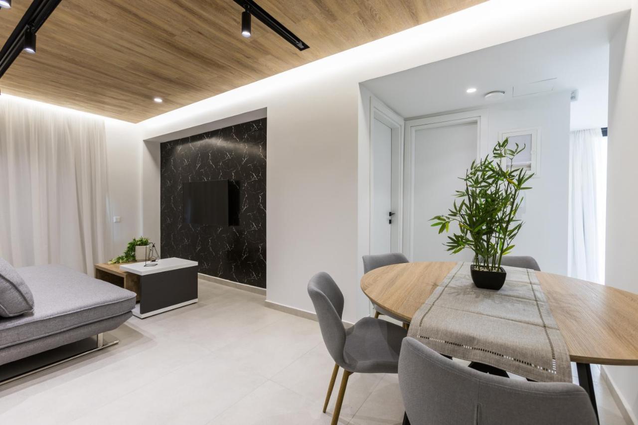 Varkiza Luxury Suites By Raise Варі Екстер'єр фото