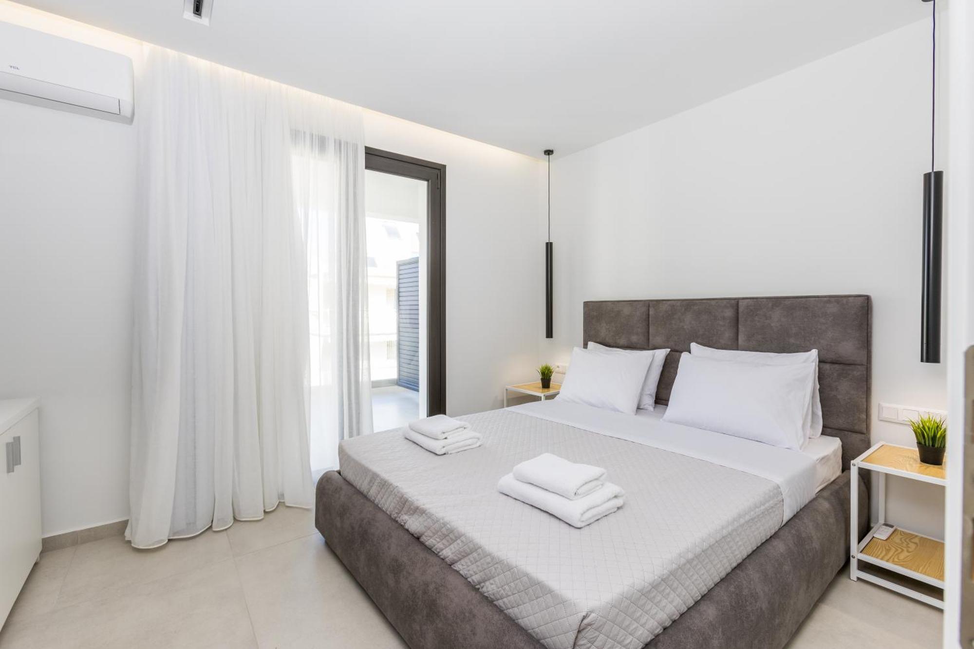 Varkiza Luxury Suites By Raise Варі Екстер'єр фото