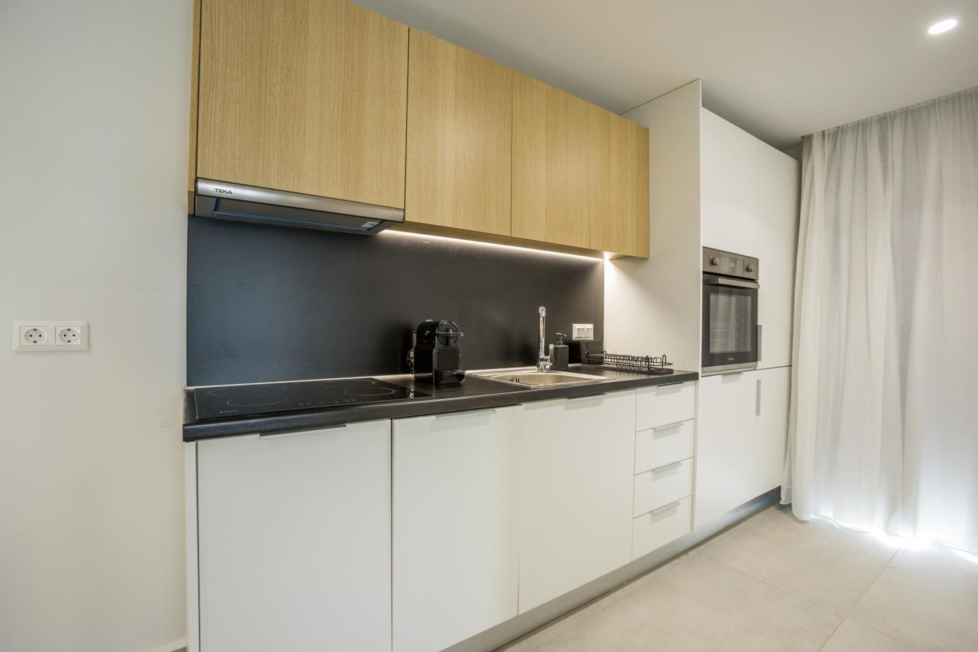 Varkiza Luxury Suites By Raise Варі Екстер'єр фото