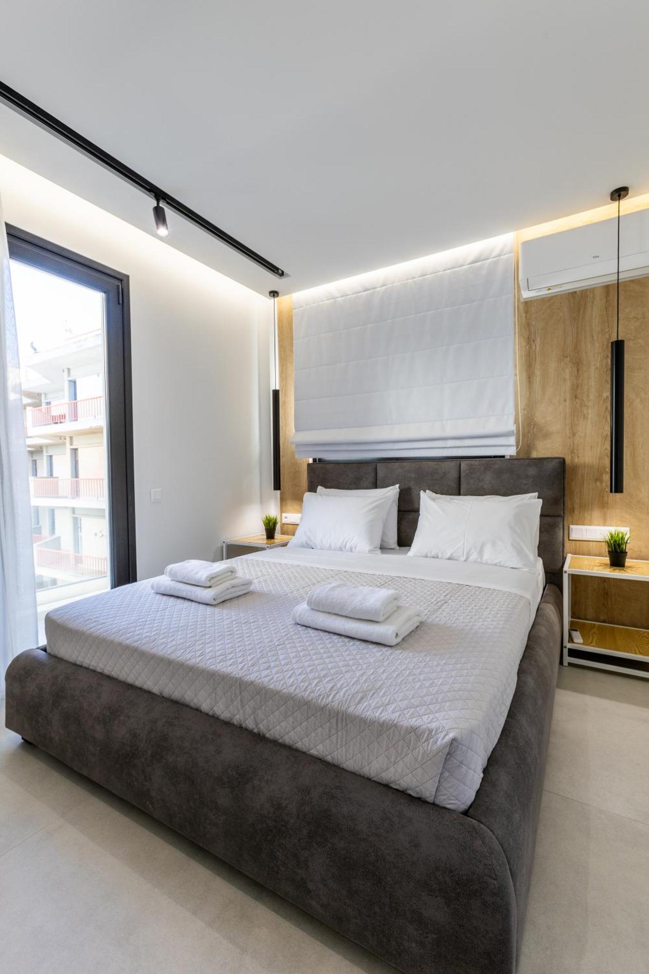 Varkiza Luxury Suites By Raise Варі Екстер'єр фото